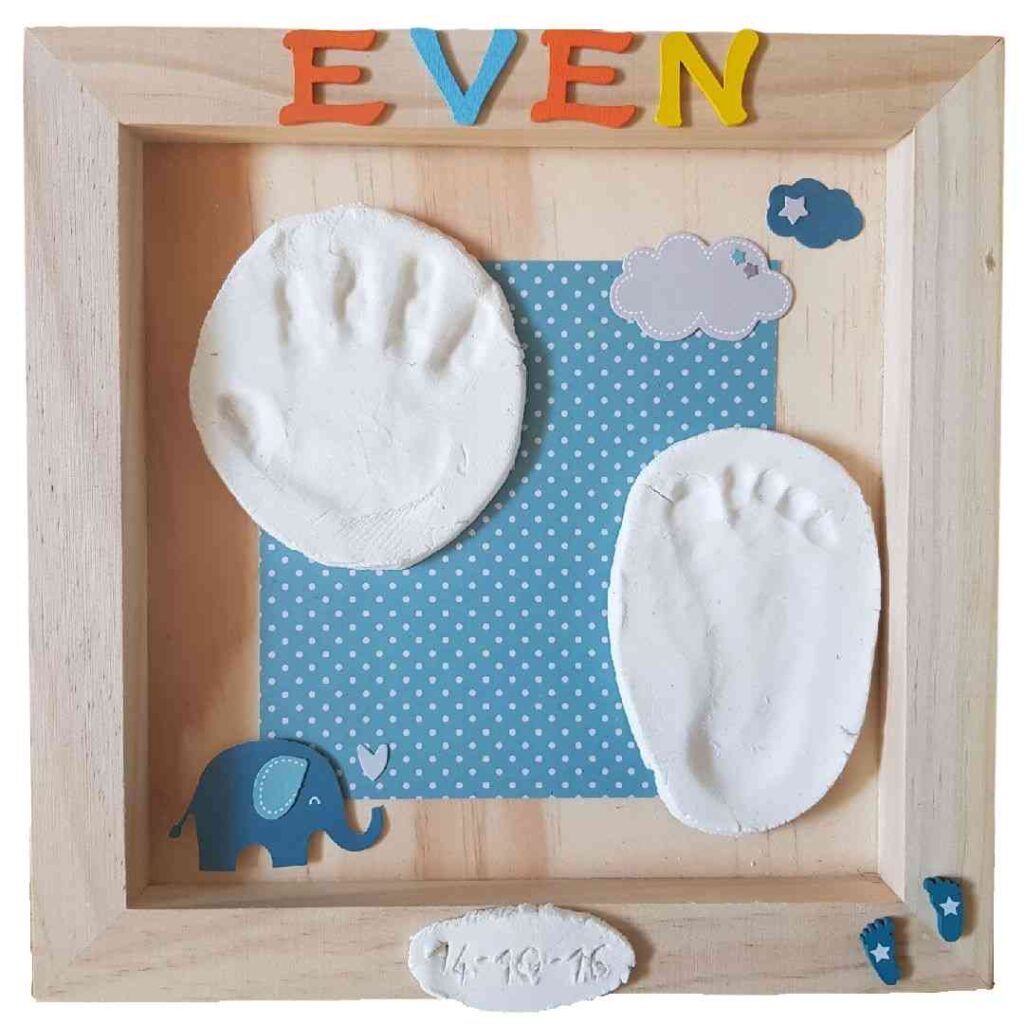 Réalisez un cadre empreintes de bébé avec le kit DIY de Fées 2 mains